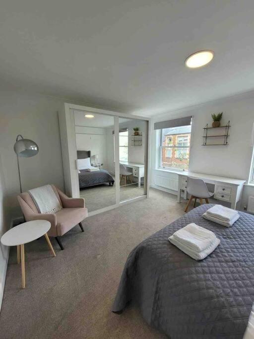 5 Bed Modern Cheltenham Town Centre Home Exterior photo