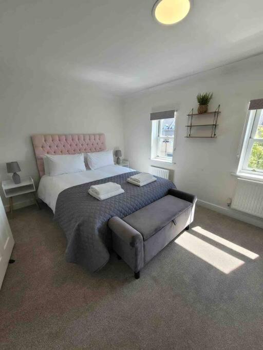5 Bed Modern Cheltenham Town Centre Home Exterior photo